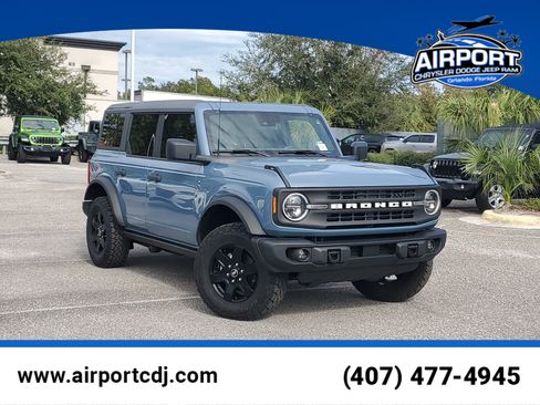 Used 2024 Ford Bronco Black Diamond image 1