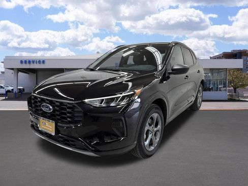 Certified 2024 Ford Escape ST-Line w/ Tech Pack #1 AWD/4WD image 7