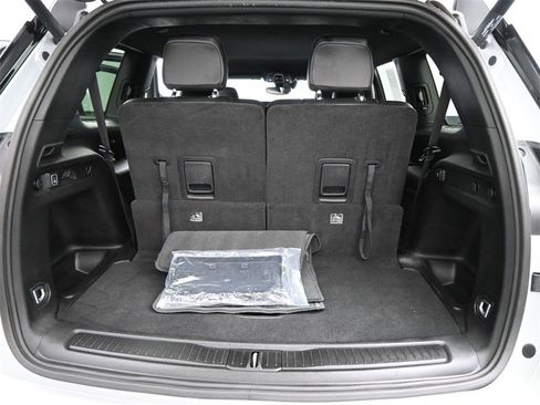 Used 2023 Jeep Grand Cherokee L Laredo image 22