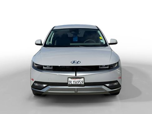 Certified 2024 Hyundai Ioniq 5 SEL image 8