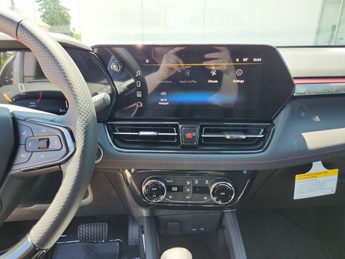 New 2026 Chevrolet TrailBlazer RS w/ Convenience Package AWD/4WD image 19
