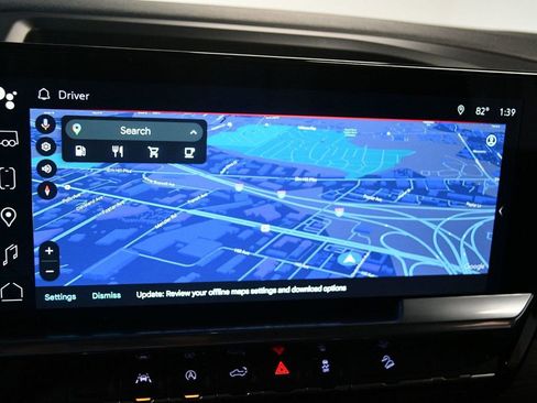 Used 2023 GMC Sierra 1500 SLT w/ SLT Premium Package image 6