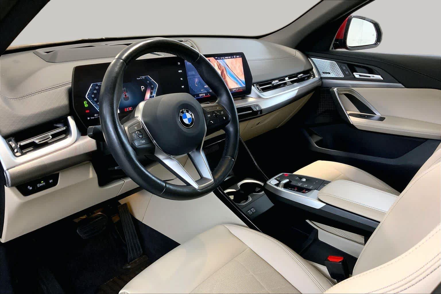 Used 2024 BMW X2 xDrive28i w/ Premium Package AWD/4WD image 17