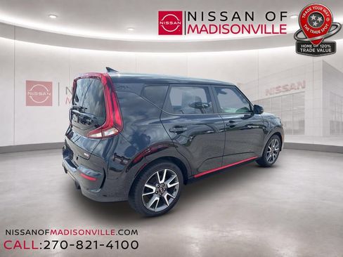 Used 2021 Kia Soul Turbo FWD image 2