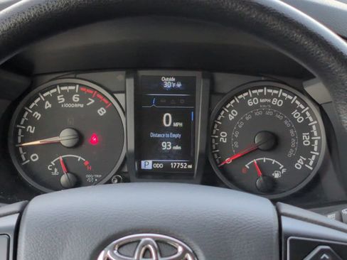 Used 2023 Toyota Tacoma SR image 14