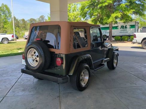 Used 1998 Jeep Wrangler Sahara AWD/4WD image 5