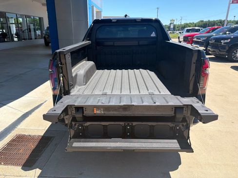 New 2025 Chevrolet Silverado EV RST AWD/4WD image 27