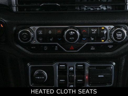 Used 2024 Jeep Wrangler Unlimited Sport AWD/4WD image 21