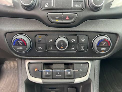 Used 2023 GMC Terrain SLT w/ Tech Package AWD/4WD image 26