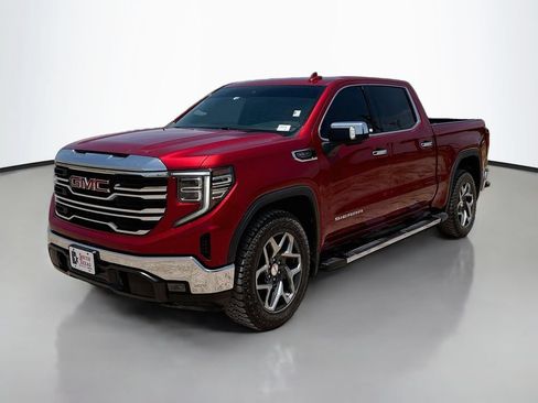 Used 2024 GMC Sierra 1500 SLT w/ SLT Premium Package RWD image 3