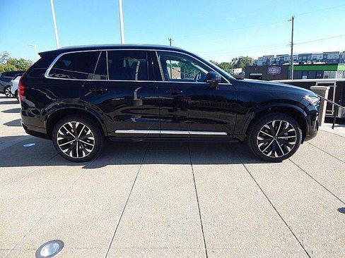 New 2026 Volvo XC90 B6 Ultra w/ Protection Package AWD/4WD image 6