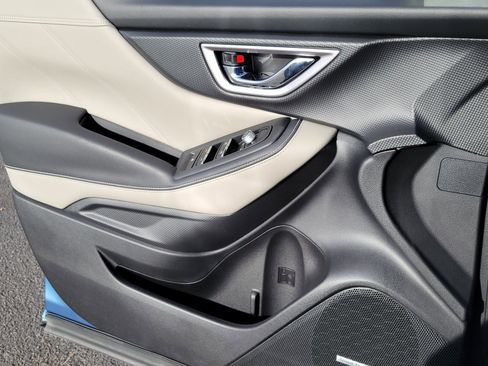 Used 2022 Subaru Forester Limited w/ Popular Package #2 image 7