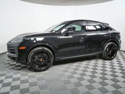 New 2026 Porsche Cayenne Coupe AWD/4WD image 2