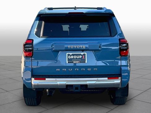 Used 2025 Toyota 4Runner Limited AWD/4WD image 5