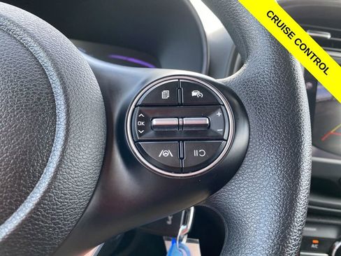 Used 2025 Kia Soul LX w/ LX Technology Package image 10