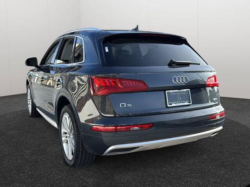 Used 2019 Audi Q5 Prestige w/ Prestige Package image 6