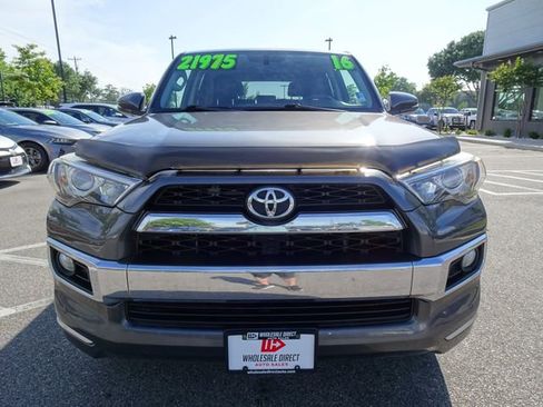 Used 2016 Toyota 4Runner Limited AWD/4WD image 9