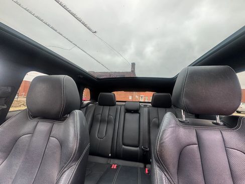 Used 2015 Land Rover Range Rover Evoque Dynamic image 10