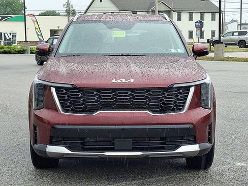 Used 2025 Kia Sorento S AWD/4WD image 6
