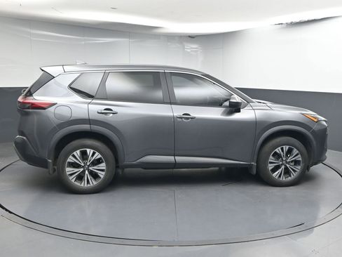 Certified 2023 Nissan Rogue SV FWD image 8