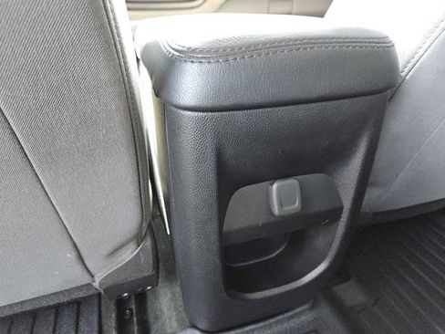 Used 2017 Chevrolet Colorado W/T RWD image 26