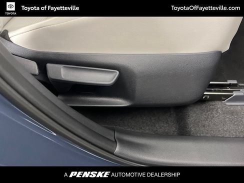Used 2026 Toyota RAV4 XLE Premium FWD image 9