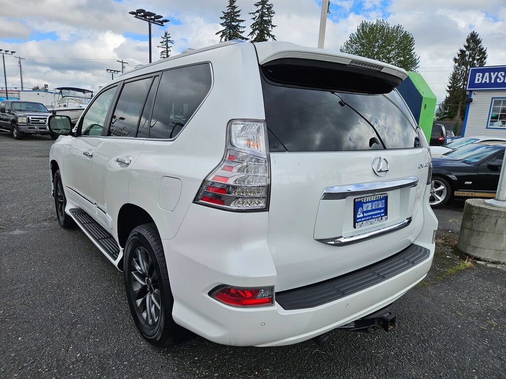 Used 2014 Lexus GX 460 Luxury AWD/4WD image 3
