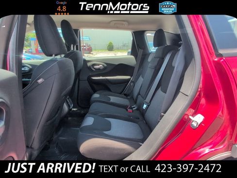 Used 2014 Jeep Cherokee Sport AWD/4WD image 17