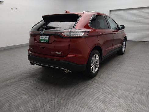 Used 2018 Ford Edge Titanium w/ Technology Package FWD image 9