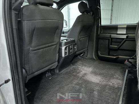 Used 2016 Ford F150 XLT w/ Equipment Group 302A Luxury AWD/4WD image 38