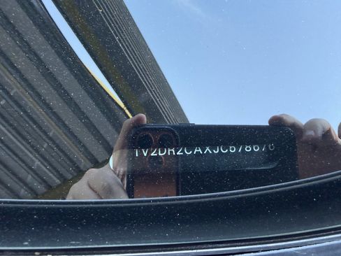 Used 2018 Volkswagen Atlas SE image 45