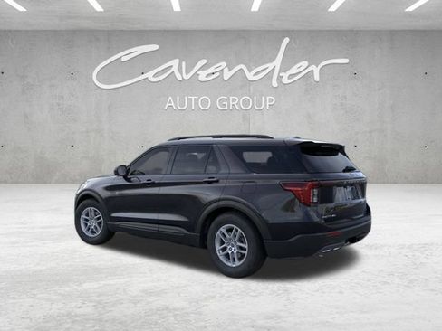 New 2026 Ford Explorer Active RWD image 4