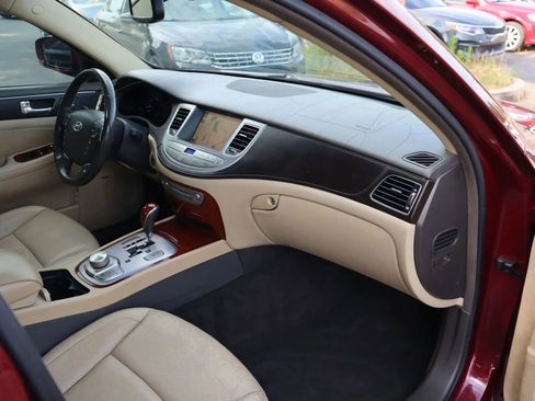 Used 2012 Hyundai Genesis 3.8 w/ Premium Pkg image 15