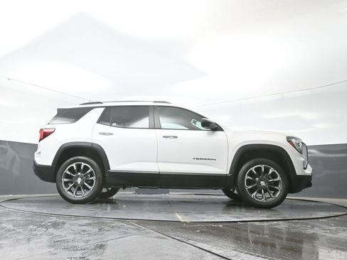 New 2026 GMC Terrain Elevation w/ Elevation Premium Package image 44