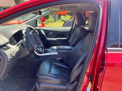 Used 2011 Ford Edge SEL w/ 202A Rapid Spec Order Code AWD/4WD image 3