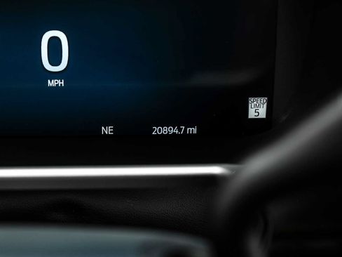 Used 2025 Ford F350 Platinum w/ Platinum Plus Package AWD/4WD image 18