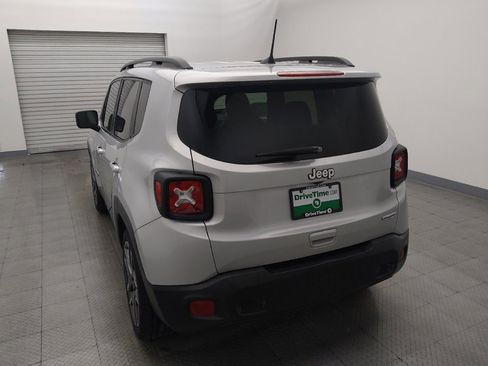 Used 2020 Jeep Renegade Latitude w/ Popular Equipment Group FWD image 6