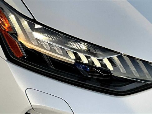 Used 2025 Audi RS 7 Performance w/ Matte Carbon Package image 13