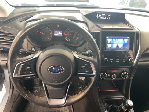 Used 2023 Subaru Crosstrek 2.0i Premium AWD/4WD image 11