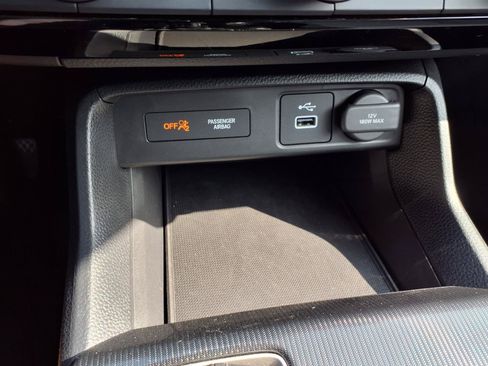 Used 2023 Honda Civic EX image 9