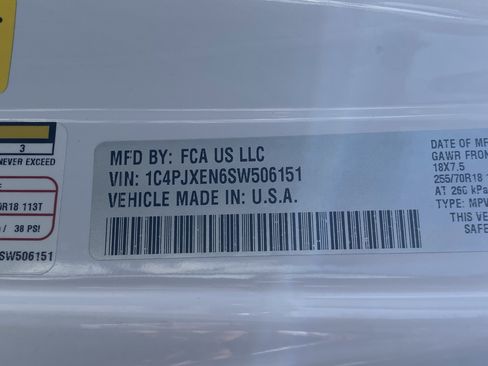 Certified 2025 Jeep Wrangler Unlimited Sahara AWD/4WD image 30