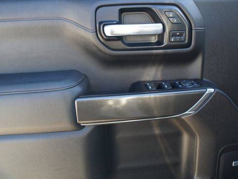 Used 2021 GMC Sierra 1500 AT4 w/ AT4 Premium Package image 29