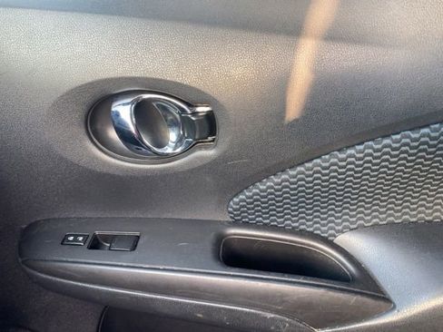 Used 2015 Nissan Versa Note SV image 22