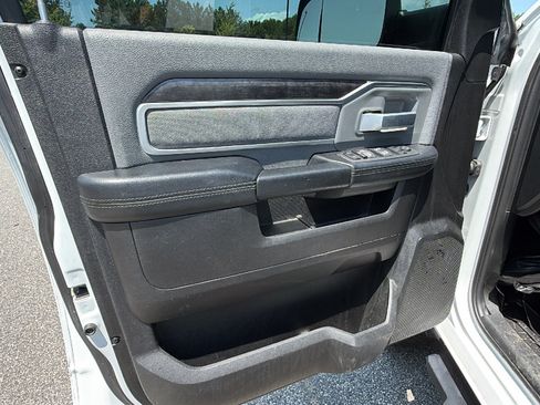 Used 2022 RAM 2500 Big Horn w/ Protection Group AWD/4WD image 14