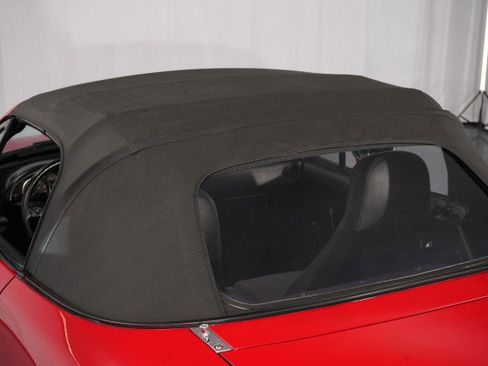 Used 1990 MAZDA MX-5 Miata RWD image 24