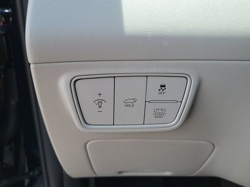 Certified 2024 Hyundai Tucson Limited AWD/4WD image 31