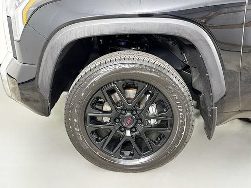 Used 2023 Toyota Tundra Limited w/ TRD Off-Road Package AWD/4WD image 34
