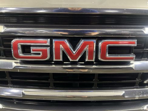 Used 2022 GMC Terrain AT4 AWD/4WD image 30