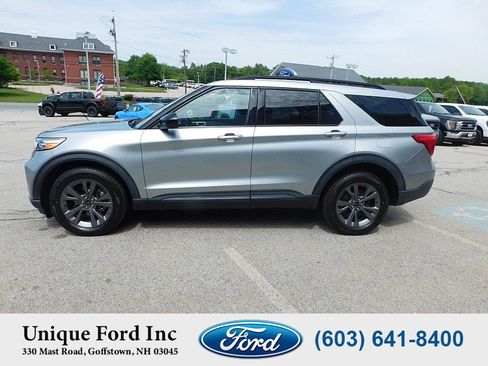Used 2023 Ford Explorer XLT w/ Equipment Group 202A AWD/4WD image 5