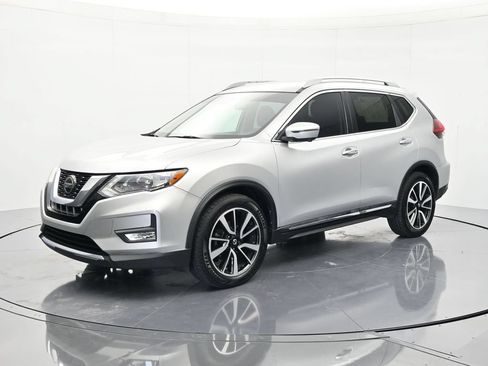 Used 2019 Nissan Rogue SL FWD image 1